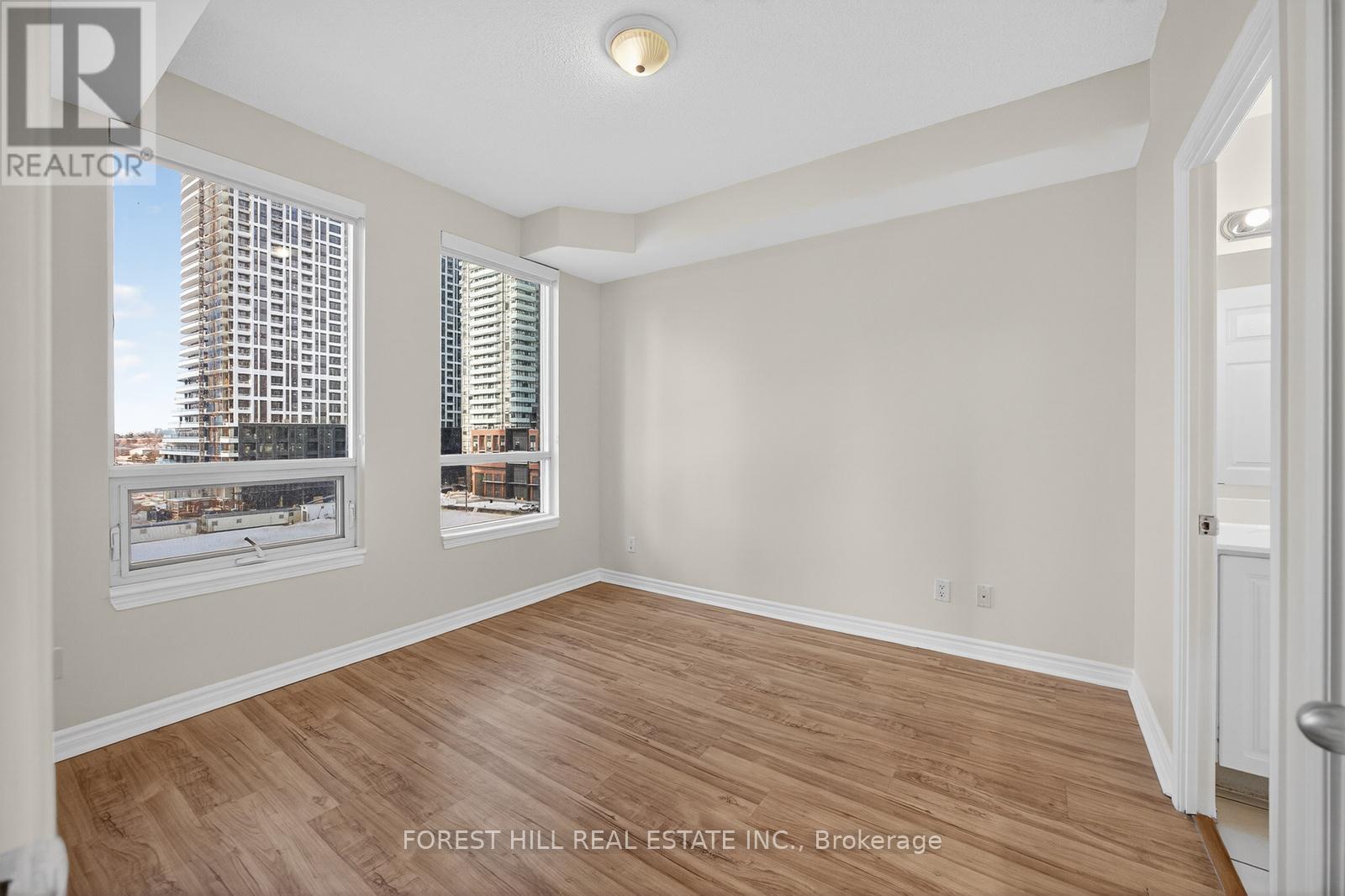 602 - 388 Prince Of Wales Drive, Mississauga, Ontario  L5B 0A1 - Photo 8 - W12787270