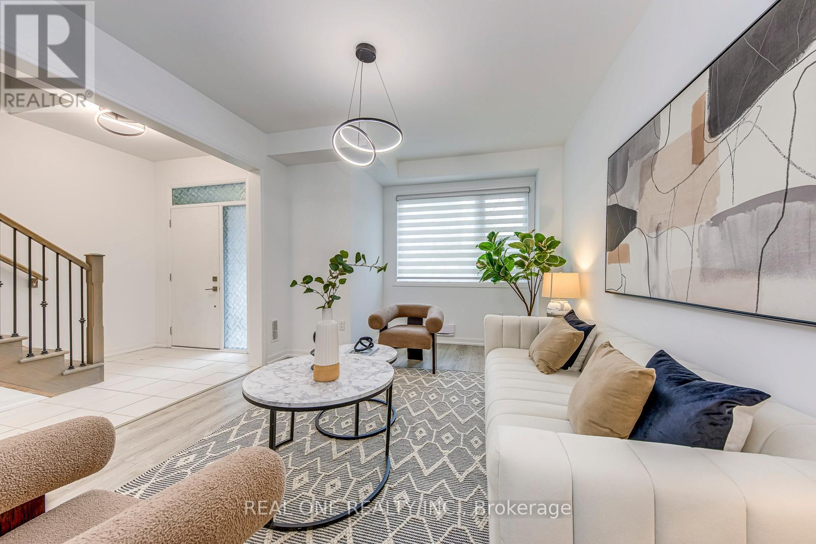 99 Grovewood Common, Oakville, Ontario  L6H 0X4 - Photo 6 - W12787290