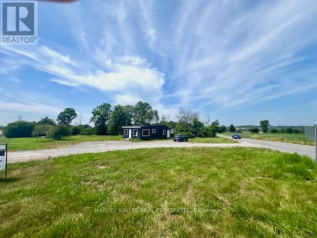 11 Melville Road, Prince Edward County, Ontario  K0K 1T0 - Photo 4 - X12373016