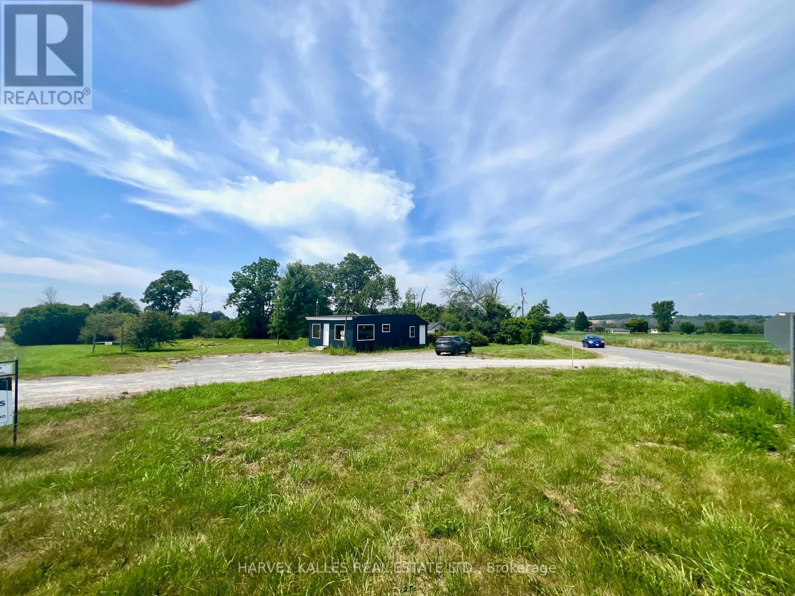 11 Melville Road, Prince Edward County, Ontario  K0K 1T0 - Photo 11 - X12373016