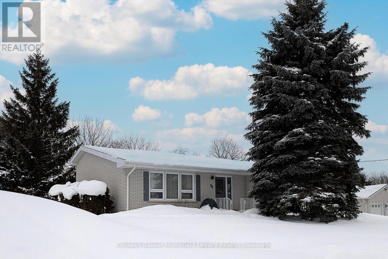 94 William Street N, St. Marys, Ontario  N4X 1B8 - Photo 1 - X12771056