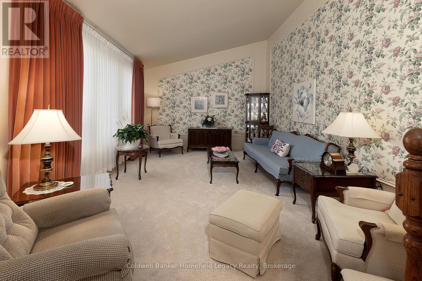 94 William Street N, St. Marys, Ontario  N4X 1B8 - Photo 5 - X12771056