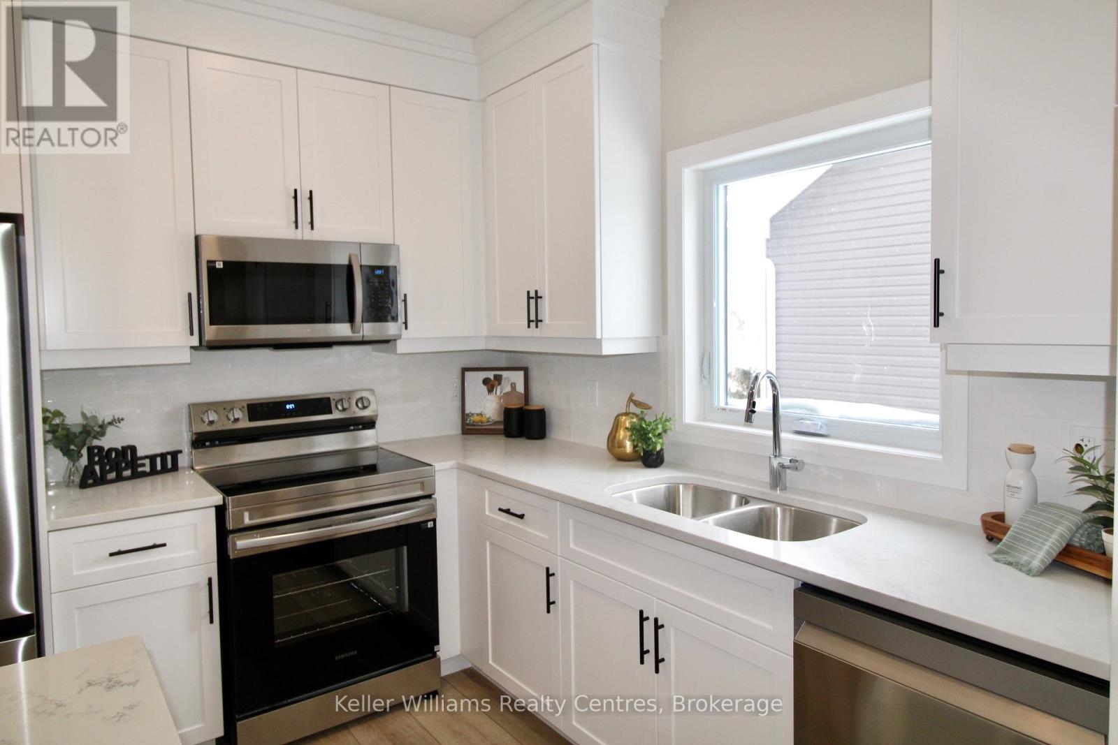 463 Durham Road E, West Grey, Ontario  N0G 1R0 - Photo 12 - X12787344