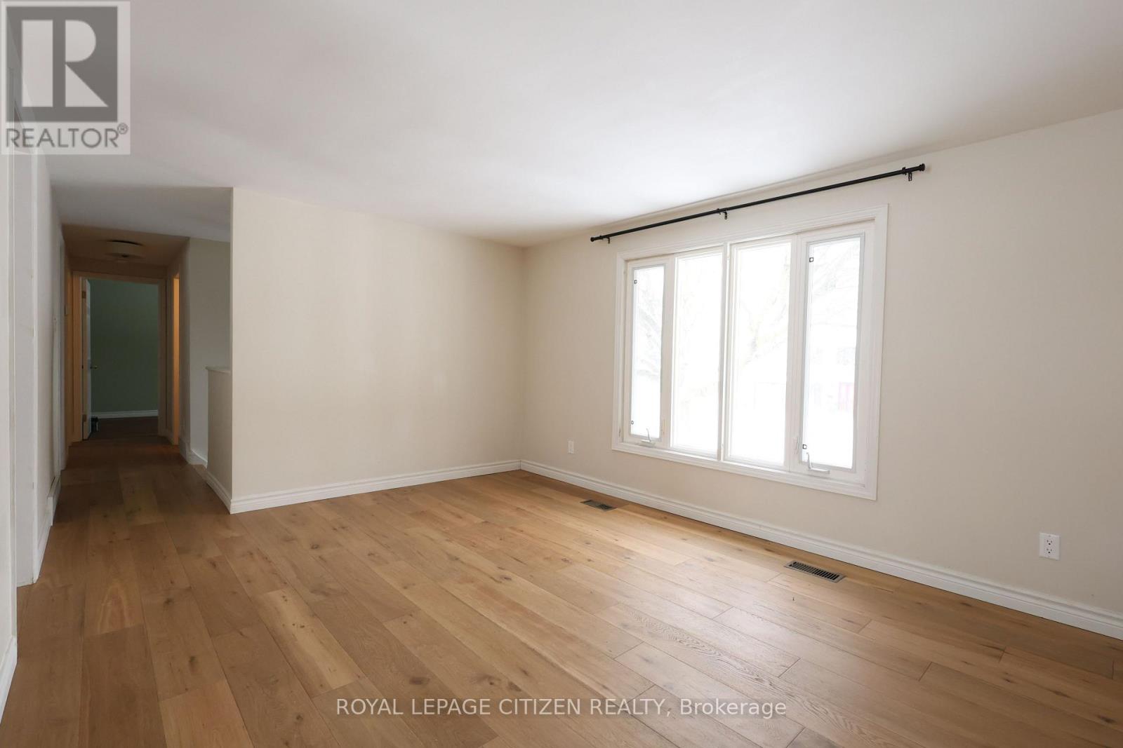 82 Steffler Drive, Guelph, Ontario  N1G 3J9 - Photo 5 - X12787222