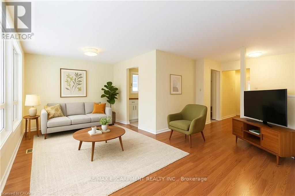 1 - 16 Garrow Drive, Hamilton, Ontario  L9C 6G9 - Photo 2 - X12787260