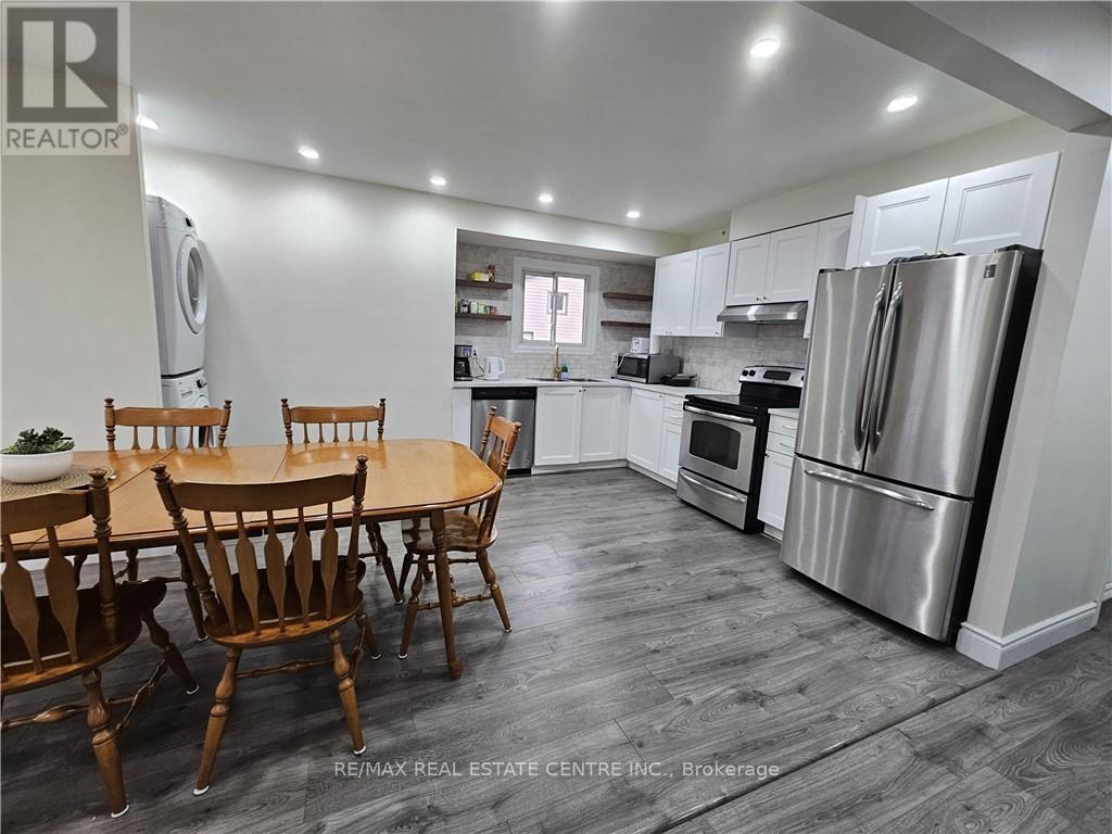 Upper - 6 Patience Crescent, London South, Ontario  N6E 2K9 - Photo 17 - X12787272