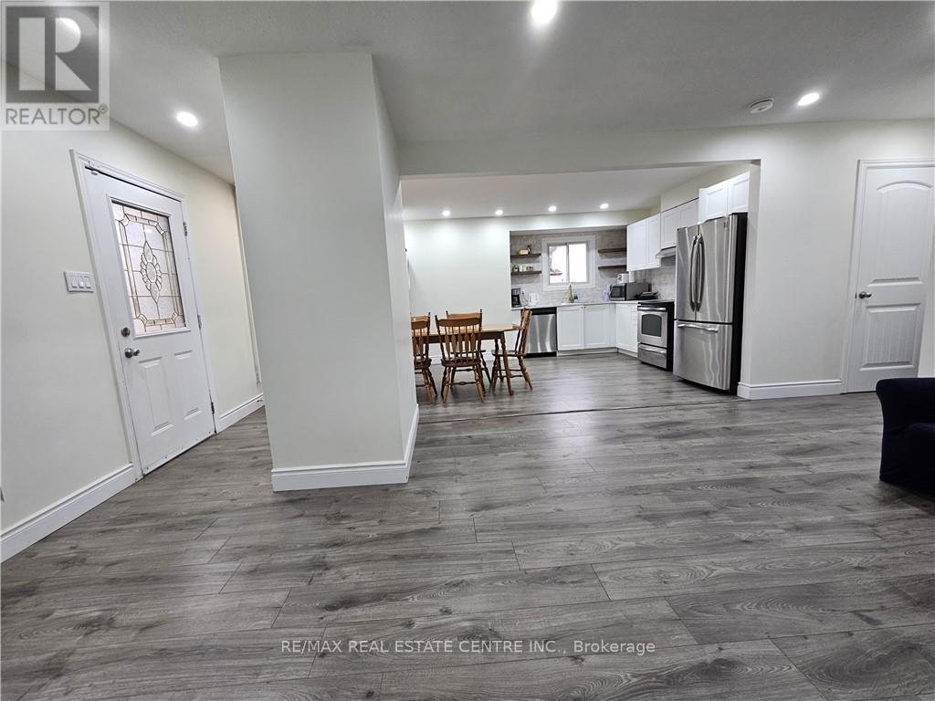 Upper - 6 Patience Crescent, London South, Ontario  N6E 2K9 - Photo 3 - X12787272