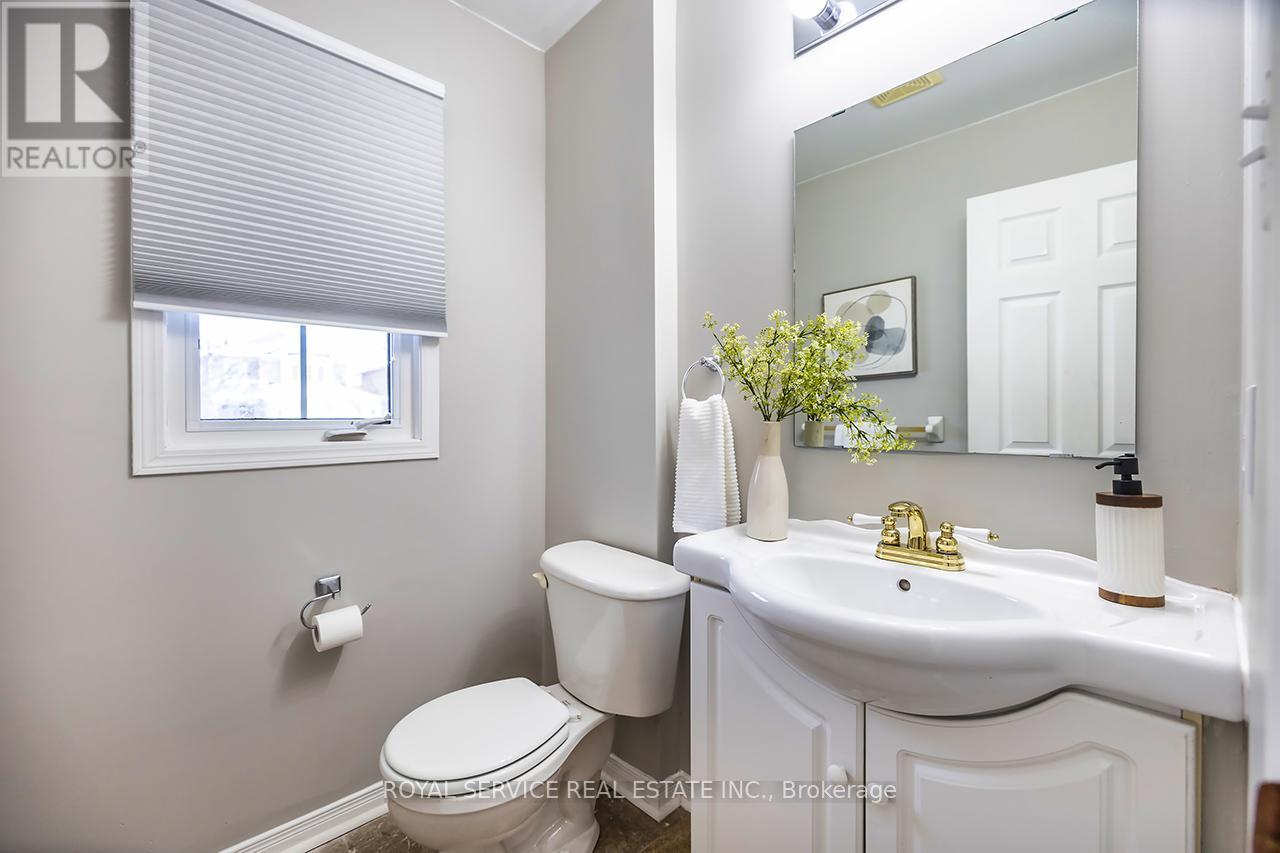 19 Brooking Street, Clarington, Ontario  L1C 5J3 - Photo 6 - E12787342