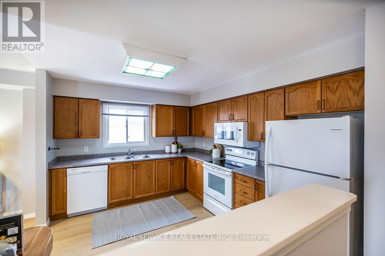 19 Brooking Street, Clarington, Ontario  L1C 5J3 - Photo 8 - E12787342