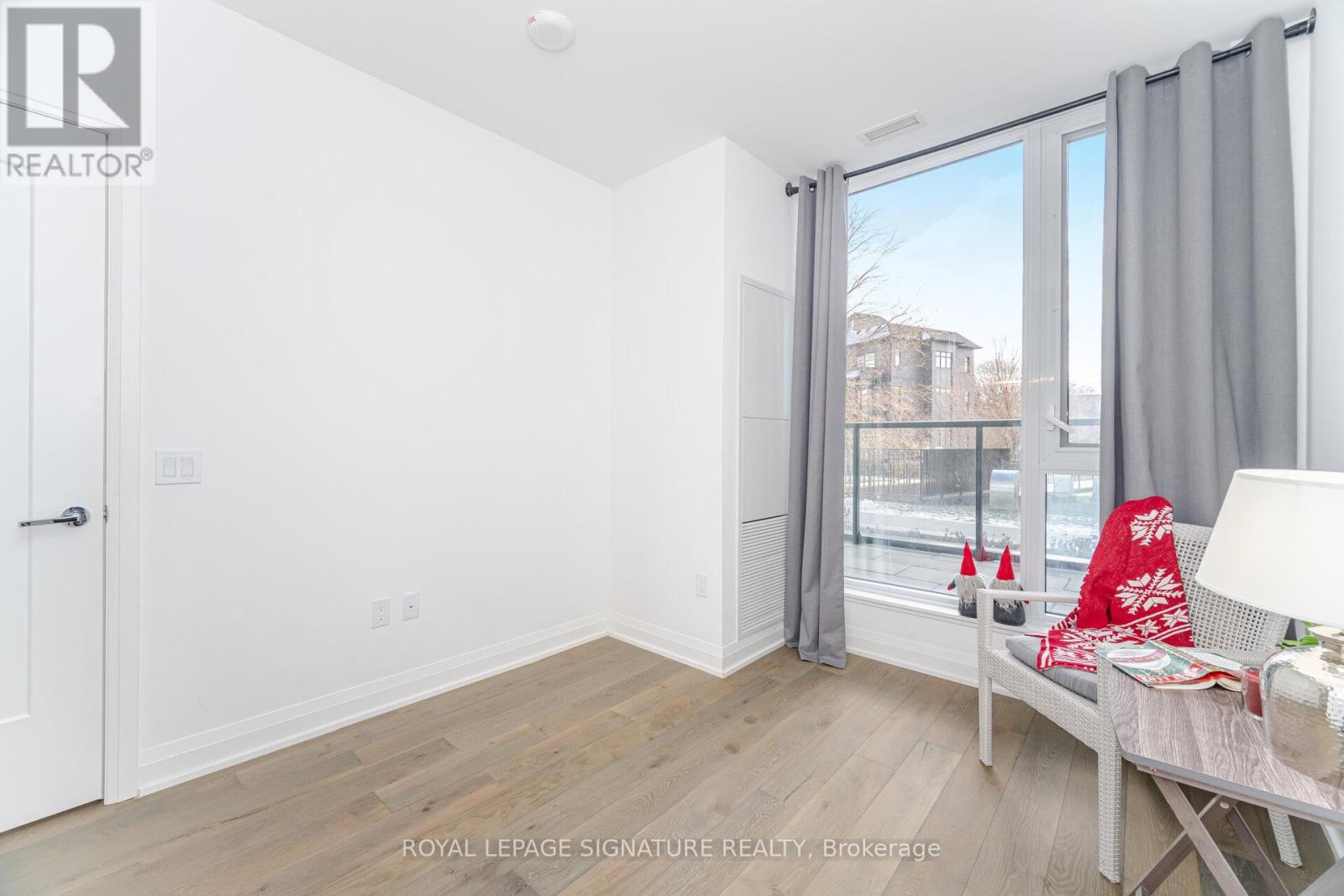 109 - 293 The Kingsway, Toronto, Ontario  M9A 0E8 - Photo 14 - W12604000