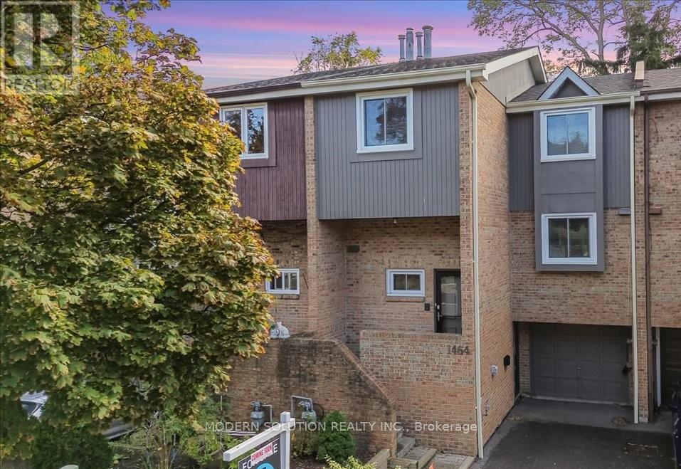 1464 CREDIT WOODLANDS COURT, Mississauga, Ontario