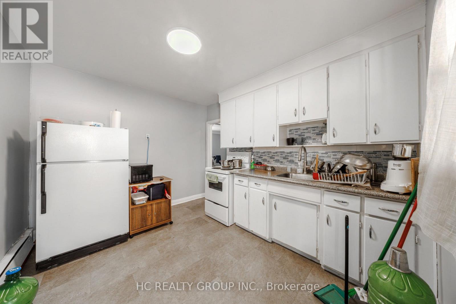 10-14 Rosedale Avenue, Kitchener, Ontario  N2H 1J3 - Photo 15 - X12787102