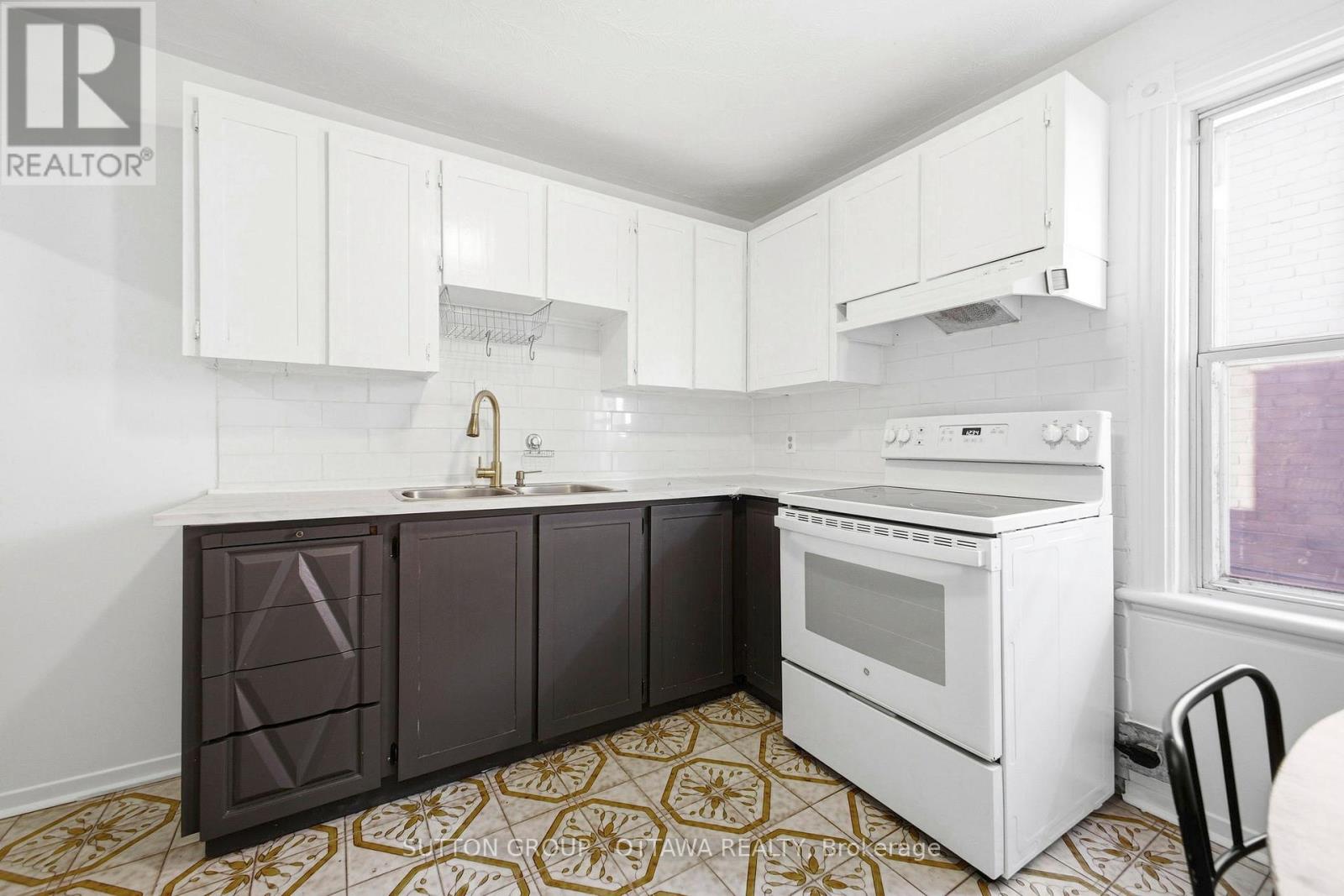 2 - 244 Rochester Street, Ottawa, Ontario  K1R 7N1 - Photo 11 - X12787392