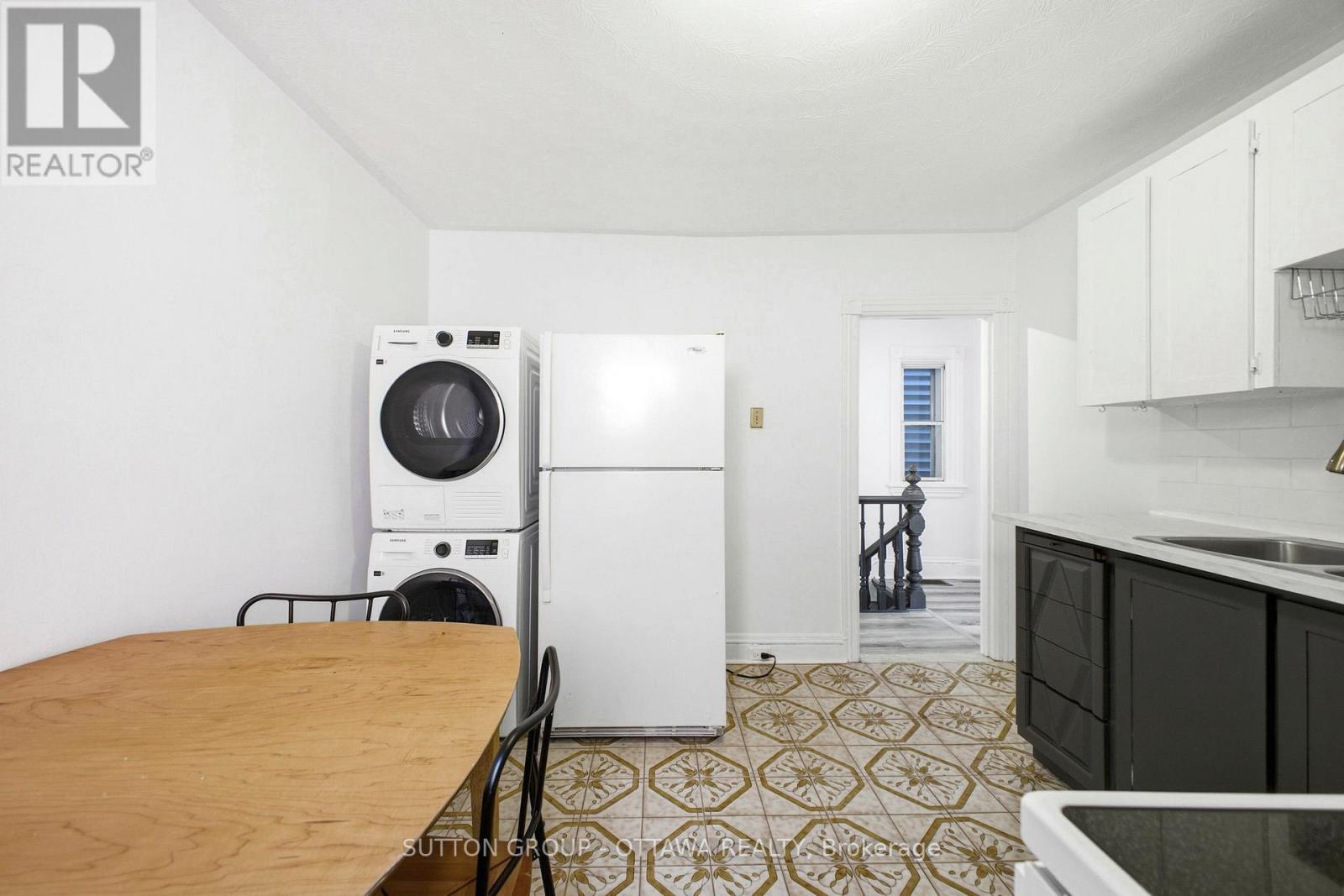 2 - 244 Rochester Street, Ottawa, Ontario  K1R 7N1 - Photo 12 - X12787392