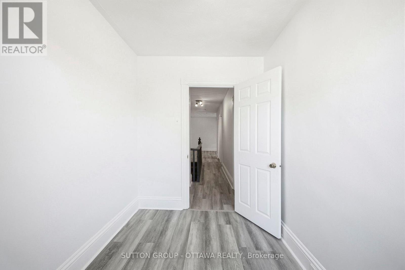 2 - 244 Rochester Street, Ottawa, Ontario  K1R 7N1 - Photo 17 - X12787392