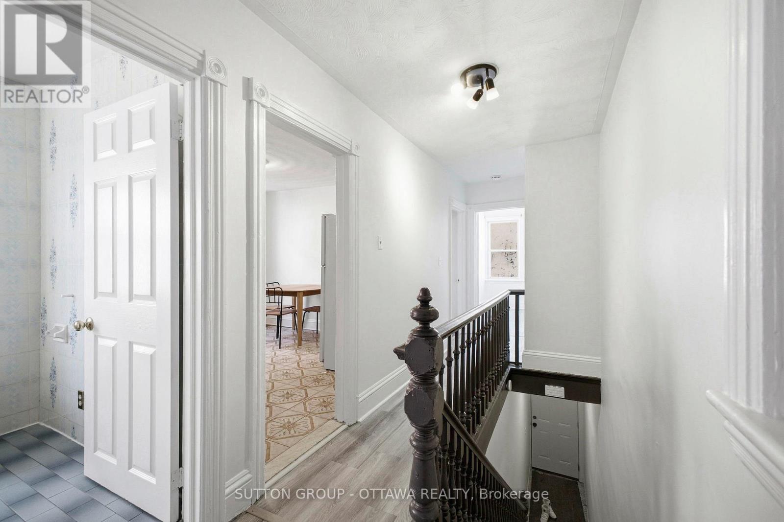 2 - 244 Rochester Street, Ottawa, Ontario  K1R 7N1 - Photo 4 - X12787392