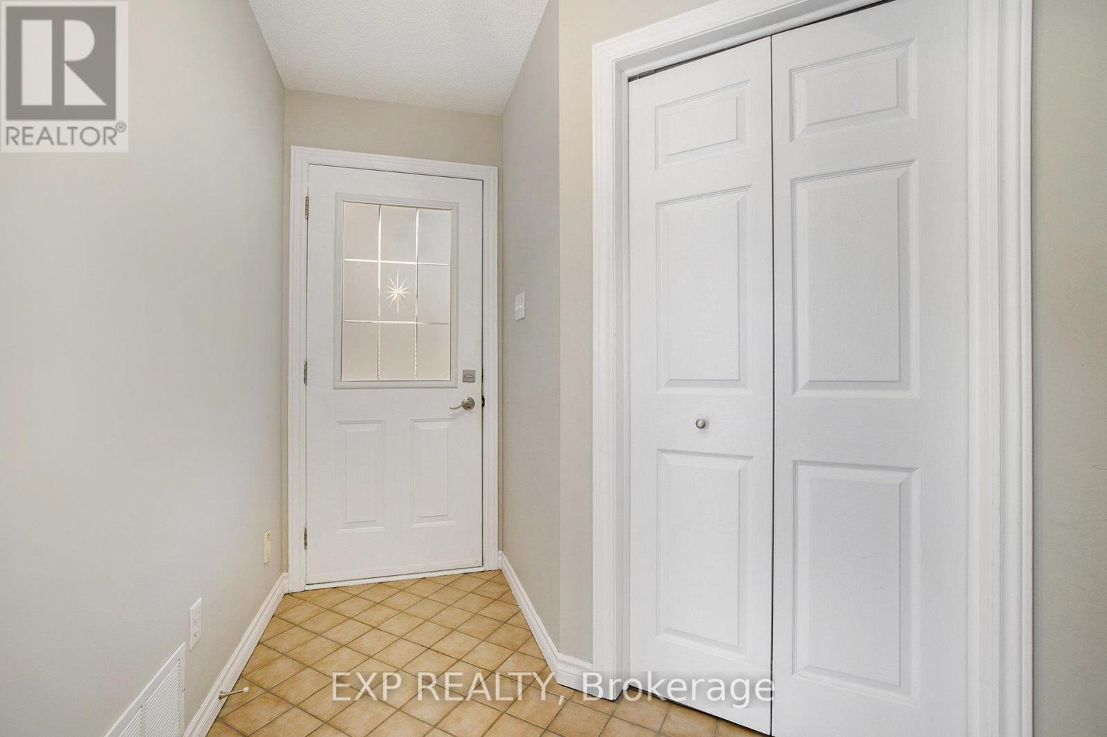 67 Lafleche Boulevard, Casselman, Ontario  K0A 1M0 - Photo 2 - X12787416