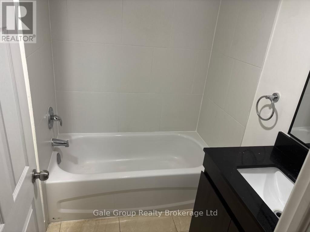 Lower - 338 Lansdowne Avenue, Woodstock, Ontario  N4T 1M8 - Photo 6 - X12787362