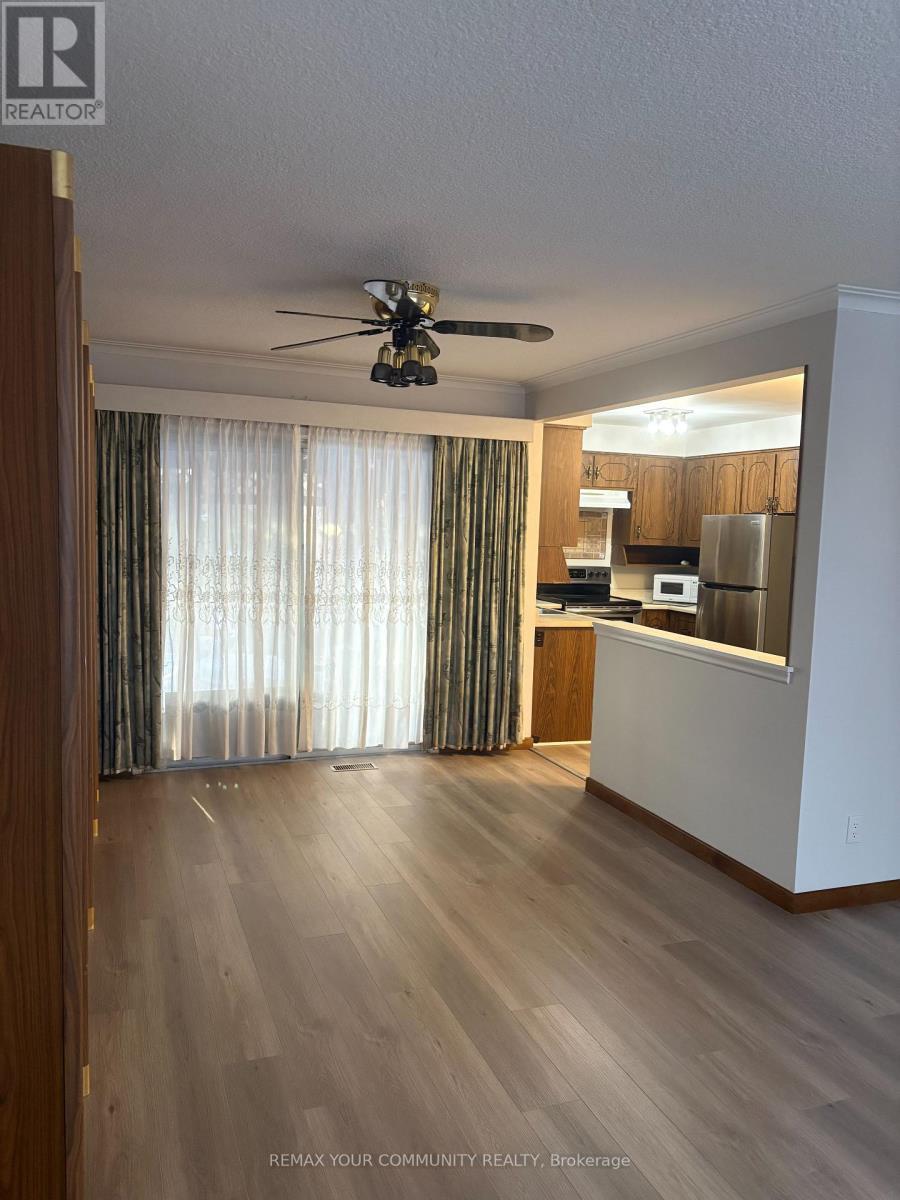 50 Araman Drive, Toronto, Ontario  M1T 2P6 - Photo 7 - E12786320