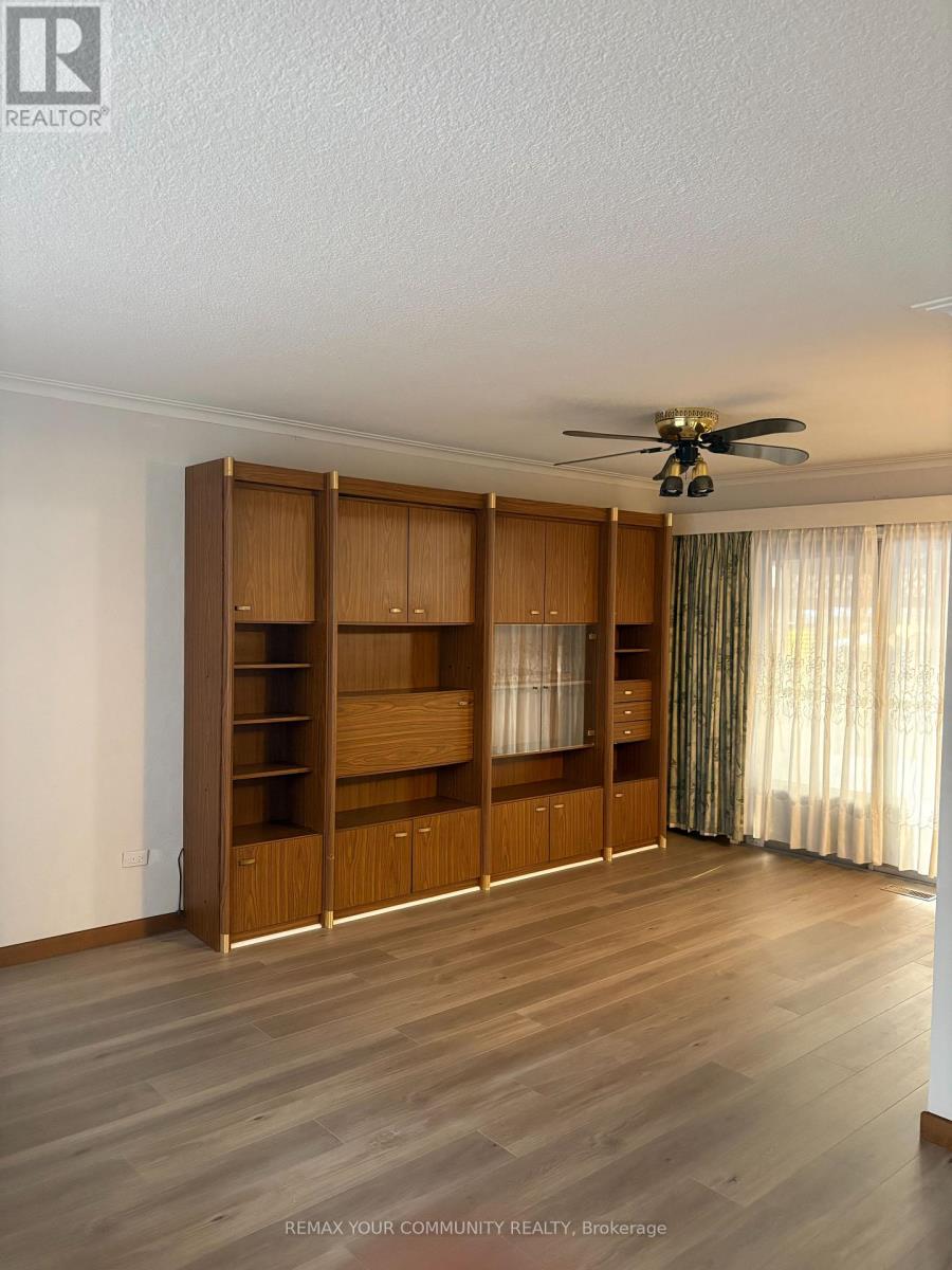 50 Araman Drive, Toronto, Ontario  M1T 2P6 - Photo 4 - E12786320