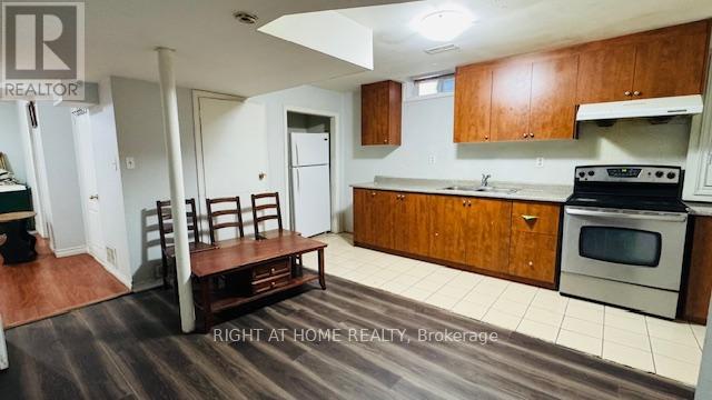 67 Sal Circle, Brampton, Ontario  L6R 1H6 - Photo 10 - W12786732