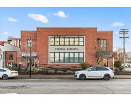 201 20408 DOUGLAS CRESCENT, Langley, British Columbia