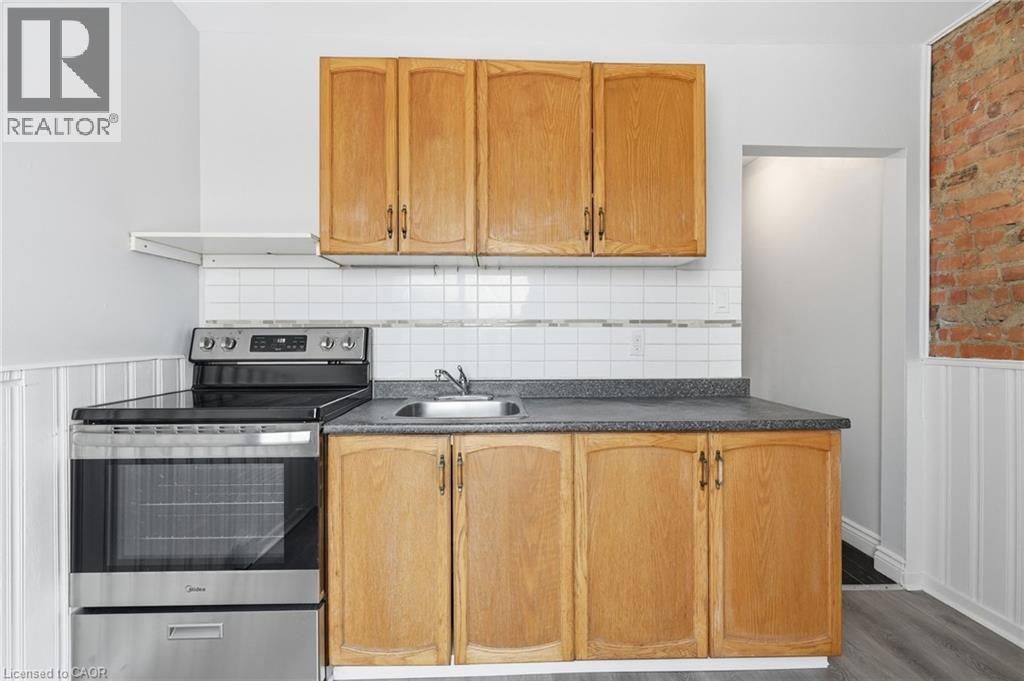 9 Nightingale Street Unit# Upper, Hamilton, Ontario  L8L 1R5 - Photo 8 - 40804250