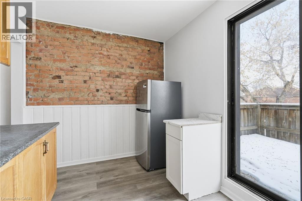 9 Nightingale Street Unit# Upper, Hamilton, Ontario  L8L 1R5 - Photo 9 - 40804250