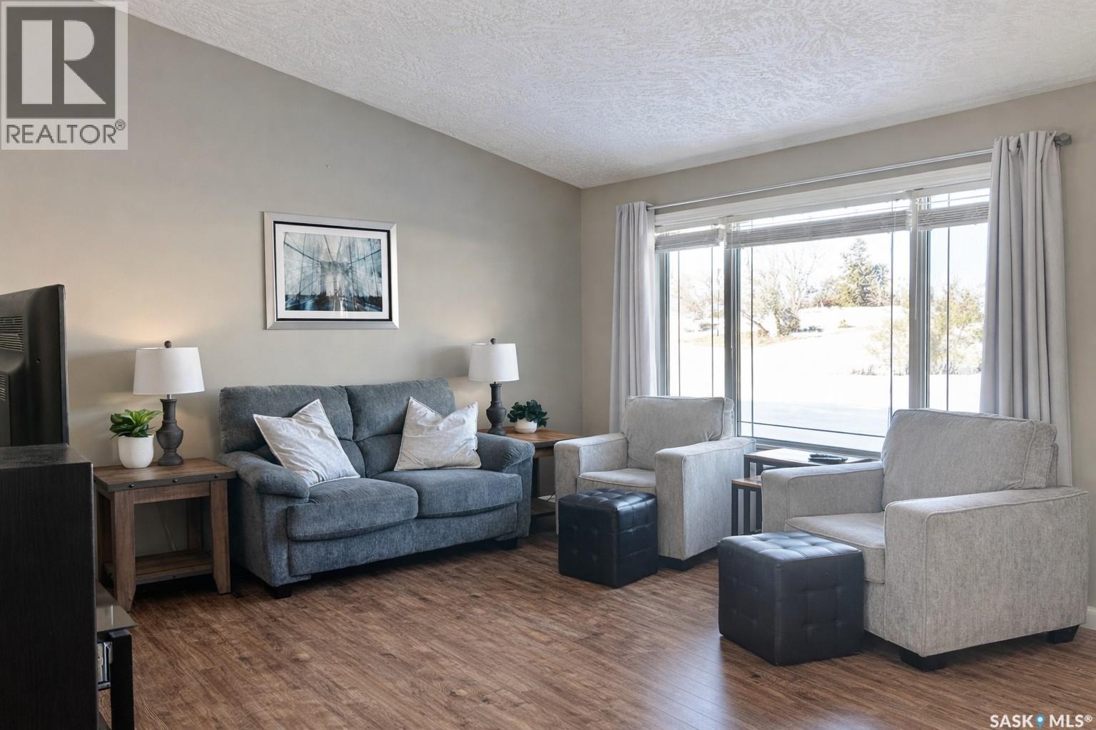 203 3rd Avenue E, Shellbrook, Saskatchewan  S0J 2E0 - Photo 2 - SK026583