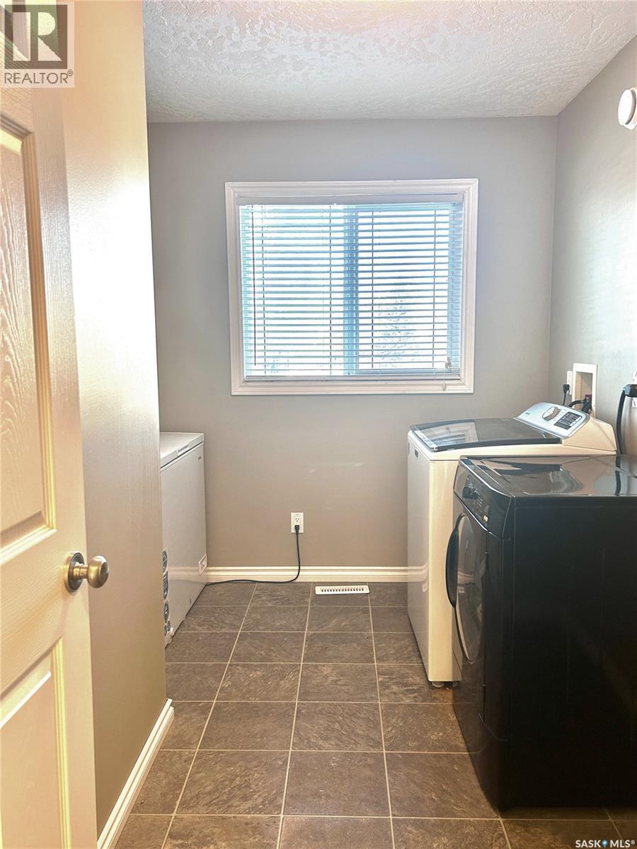 203 3rd Avenue E, Shellbrook, Saskatchewan  S0J 2E0 - Photo 14 - SK026583