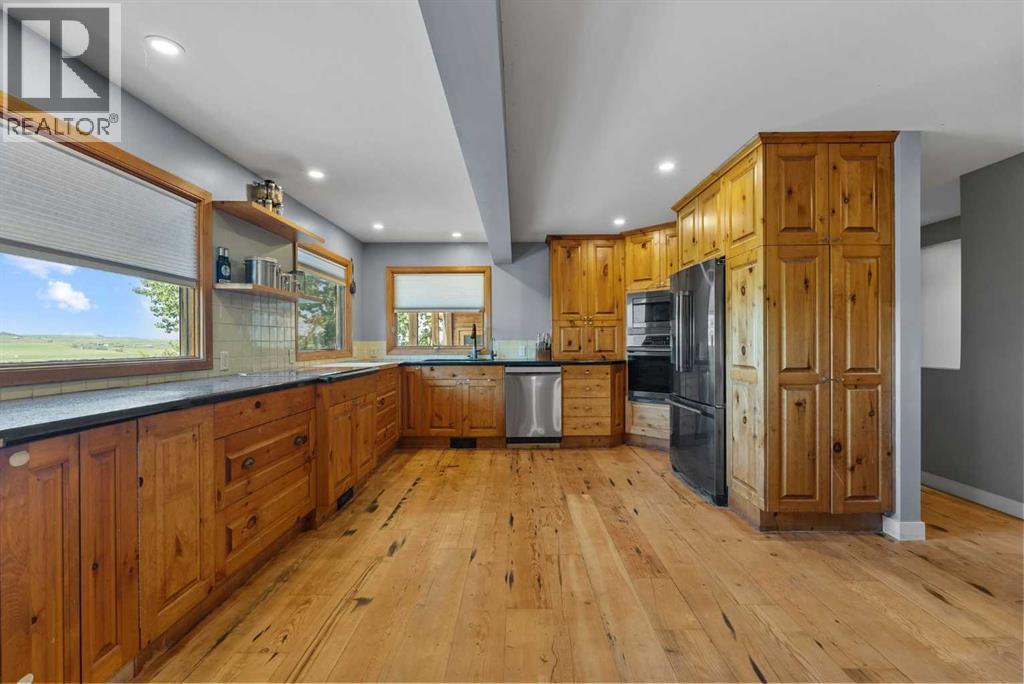 200, 32075 402 Avenue W, Rural Foothills County, Alberta  T1S 6A6 - Photo 10 - A2277731