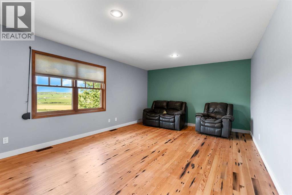 200, 32075 402 Avenue W, Rural Foothills County, Alberta  T1S 6A6 - Photo 20 - A2277731