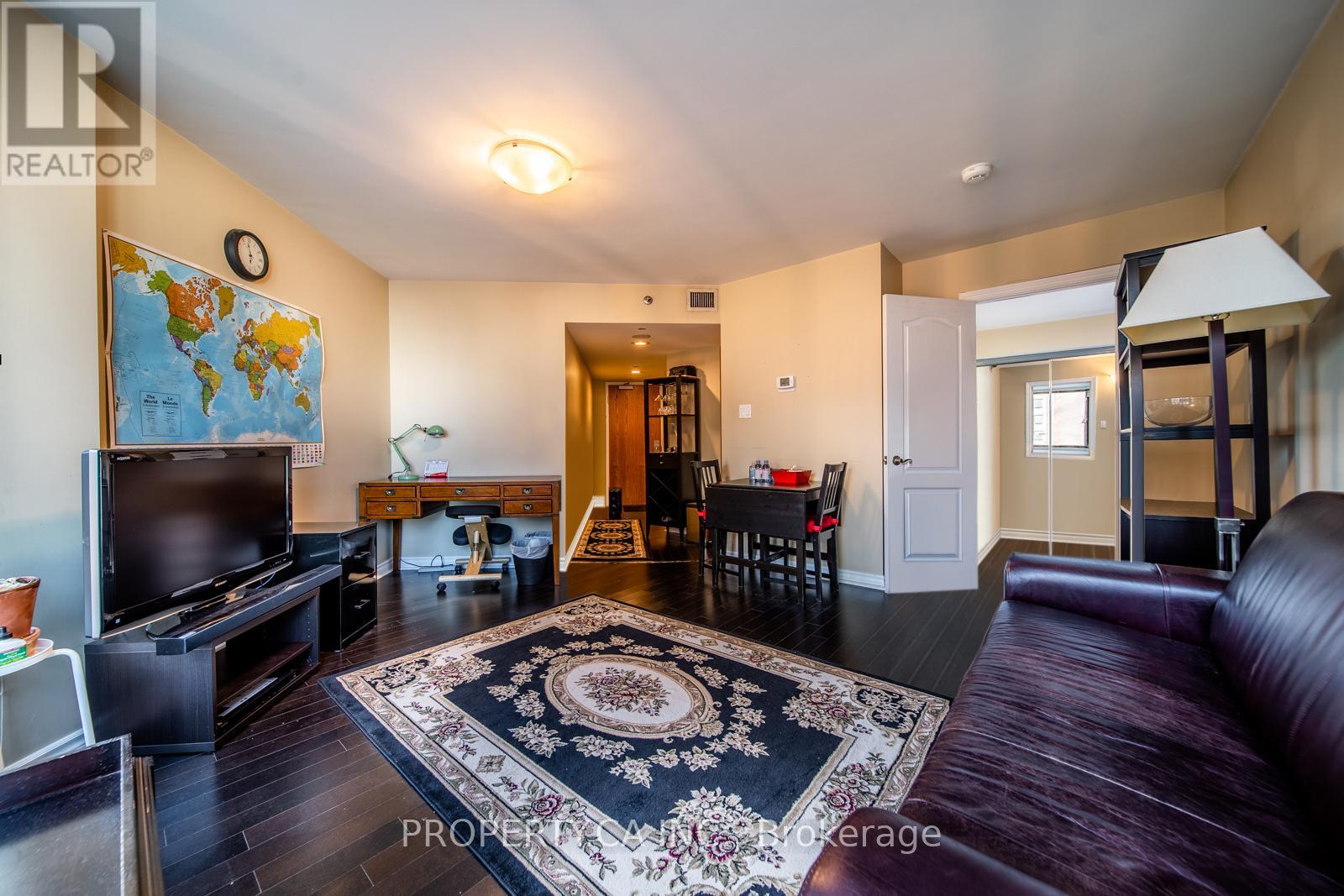 1410 - 38 Elm Street, Toronto, Ontario  M5G 2K5 - Photo 14 - C12787440