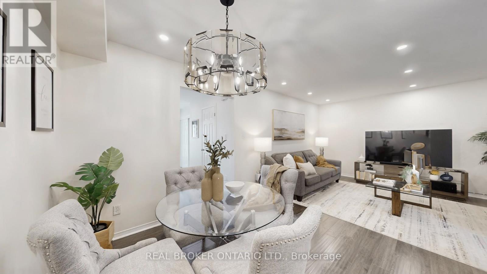 16 Wade Square, Clarington, Ontario  L1E 3E5 - Photo 12 - E12787326