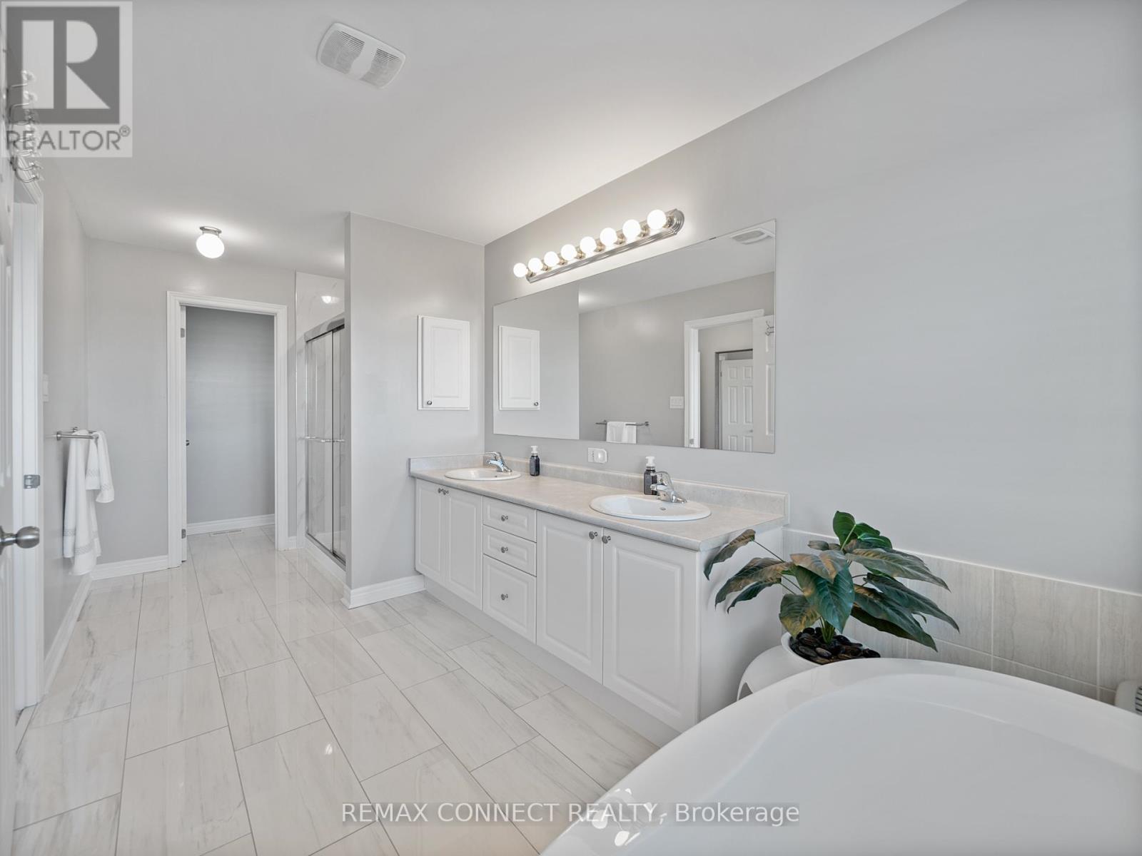 63 Jevons Drive, Ajax, Ontario  L1Z 0T6 - Photo 22 - E12787382