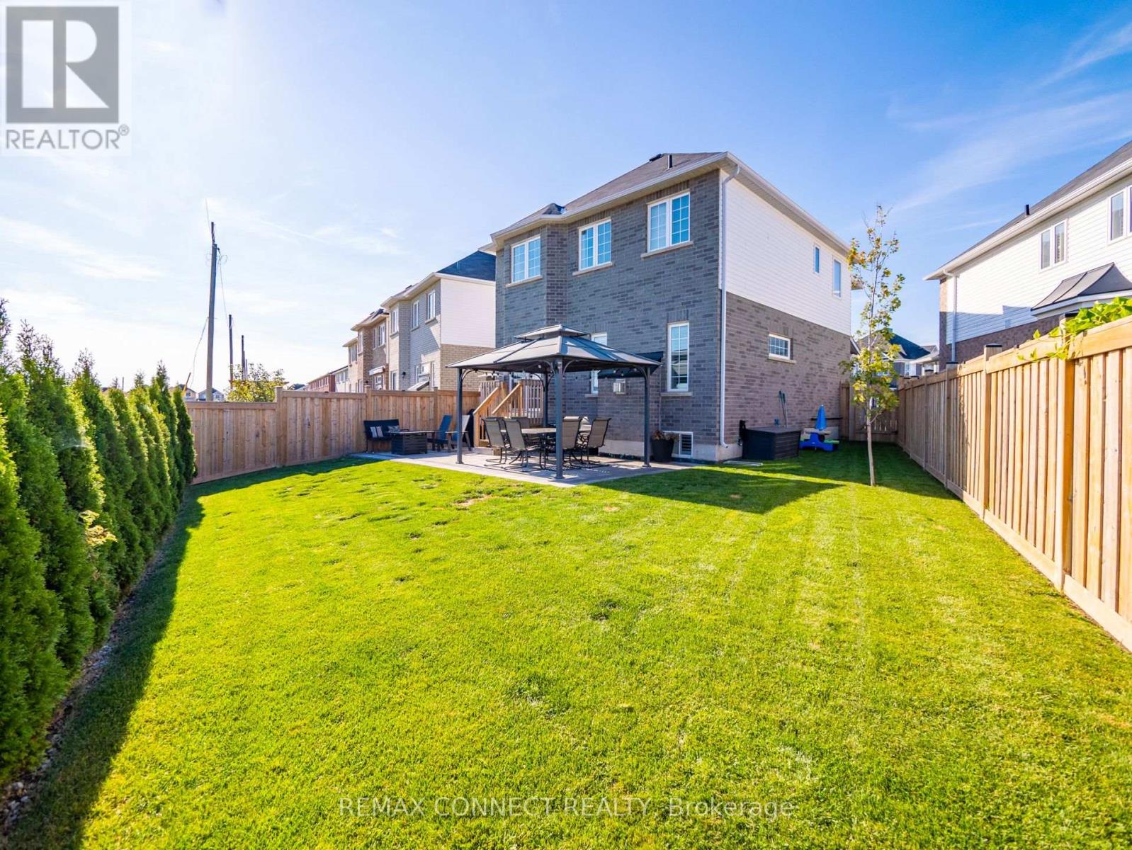 63 Jevons Drive, Ajax, Ontario  L1Z 0T6 - Photo 3 - E12787382