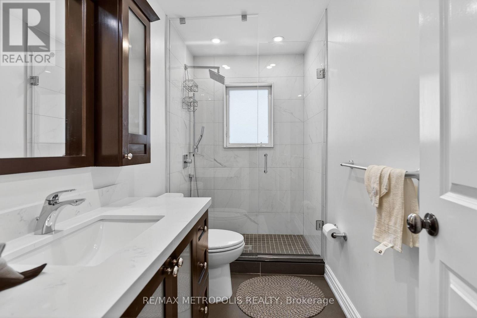 Upper - 44 Flerimac Road, Toronto, Ontario  M1E 4A9 - Photo 30 - E12787384