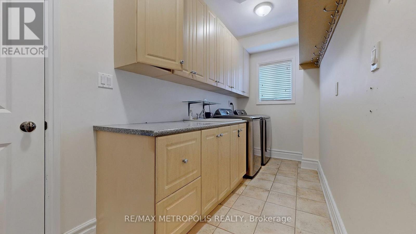 Upper - 44 Flerimac Road, Toronto, Ontario  M1E 4A9 - Photo 32 - E12787384