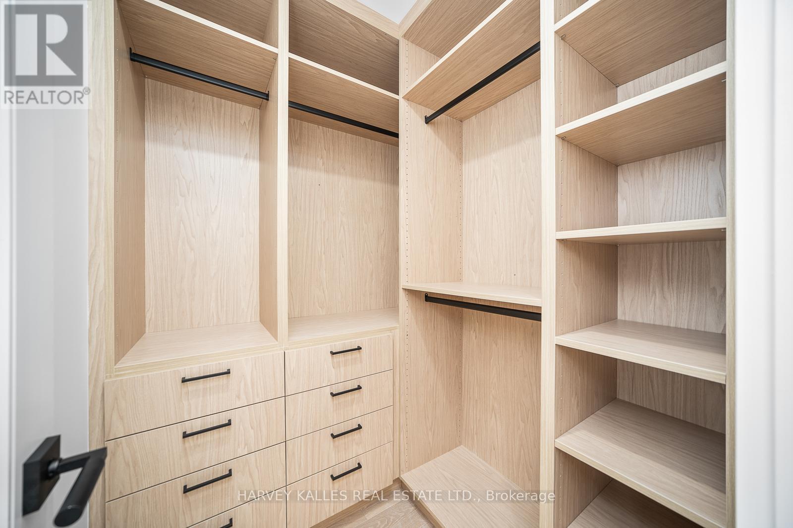 67 Lesmount Avenue, Toronto, Ontario  M4J 3V7 - Photo 19 - E12787454