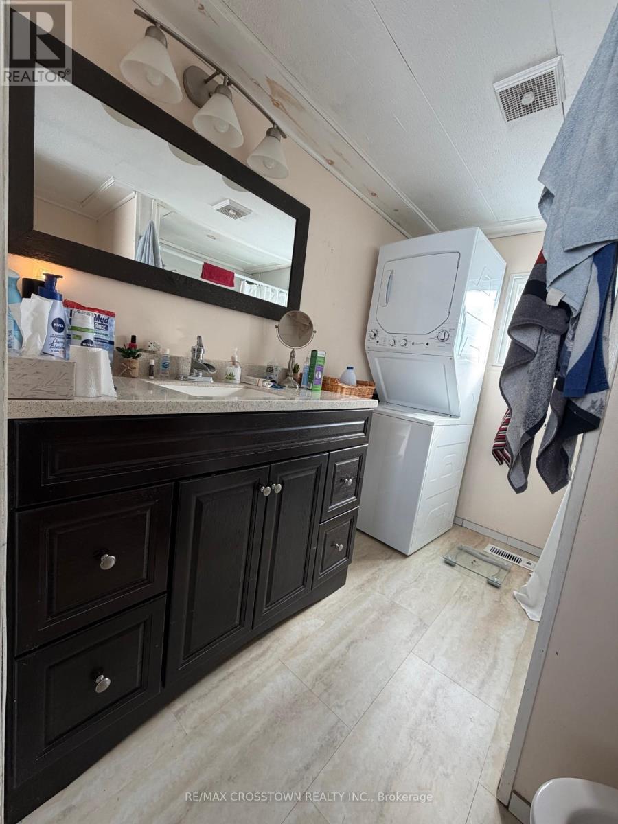 7 Royal Oak Drive, Innisfil (Cookstown), Ontario  L0L 1L0 - Photo 15 - N12758684