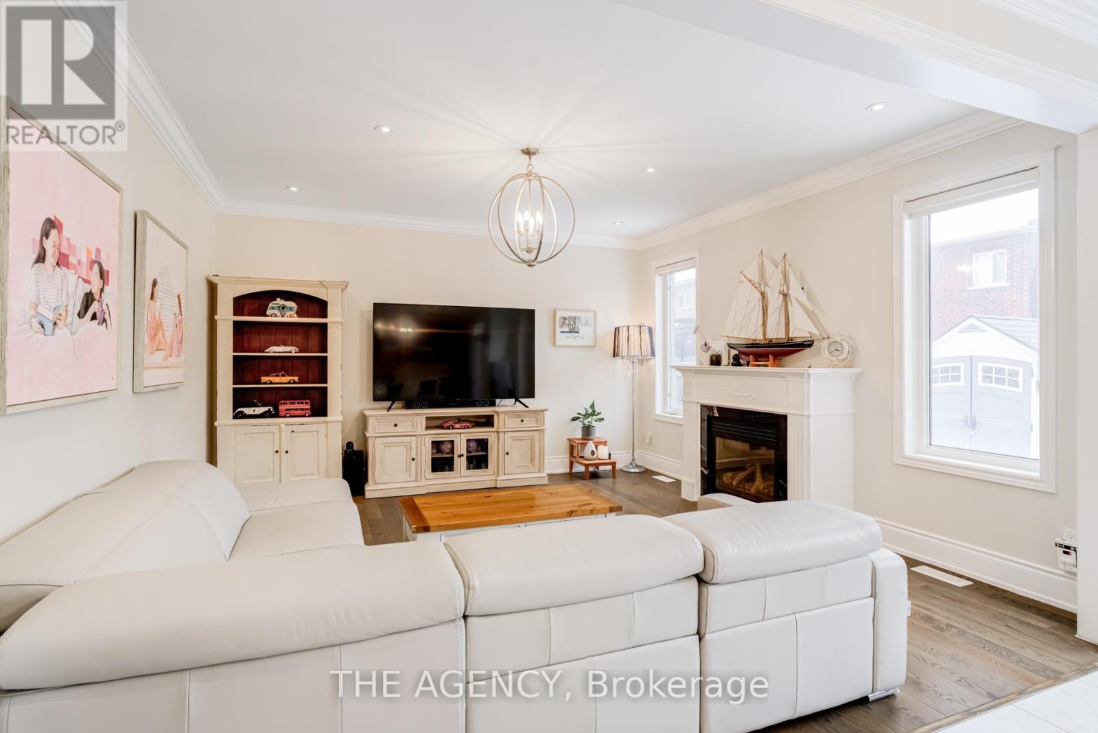 3109 Larry Crescent, Oakville, Ontario  L6M 0S8 - Photo 13 - W12781650