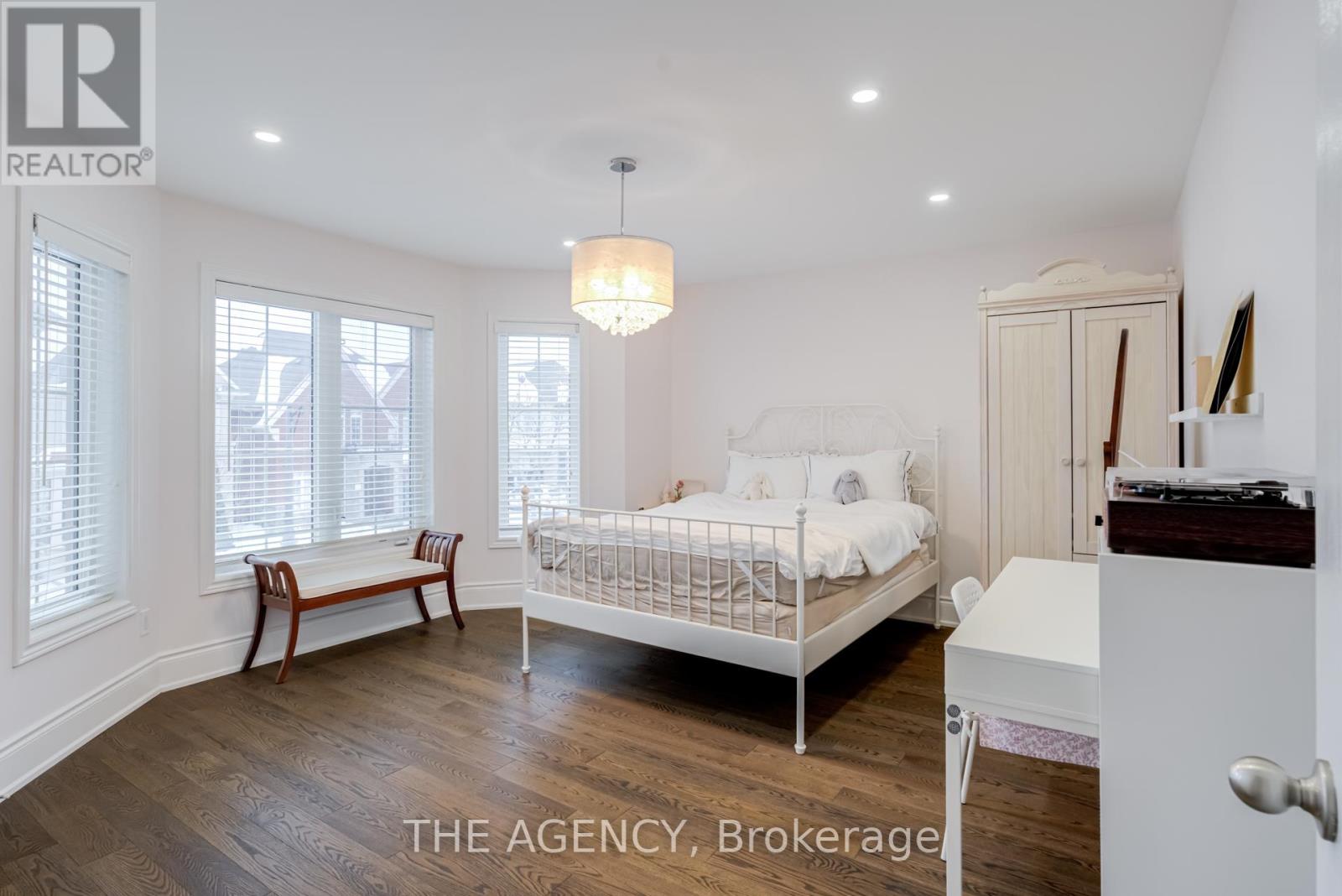 3109 Larry Crescent, Oakville, Ontario  L6M 0S8 - Photo 26 - W12781650