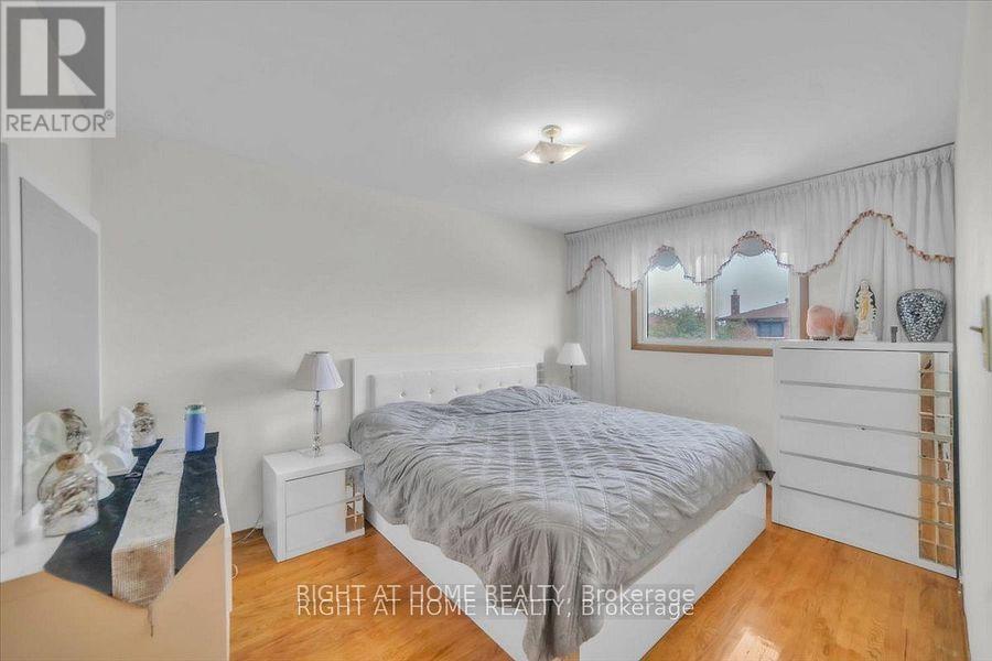 53 Agincourt Road, Vaughan, Ontario L4L 2Z8 - Photo 17 - N12787320