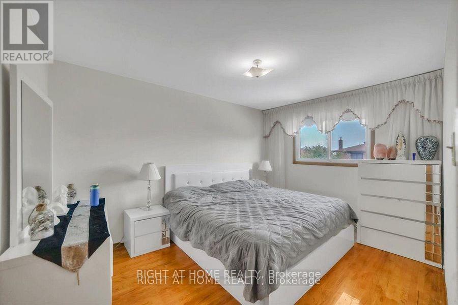 53 Agincourt Road, Vaughan, Ontario L4L 2Z8 - Photo 18 - N12787320