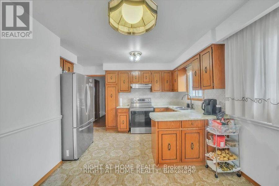 53 Agincourt Road, Vaughan, Ontario L4L 2Z8 - Photo 8 - N12787320