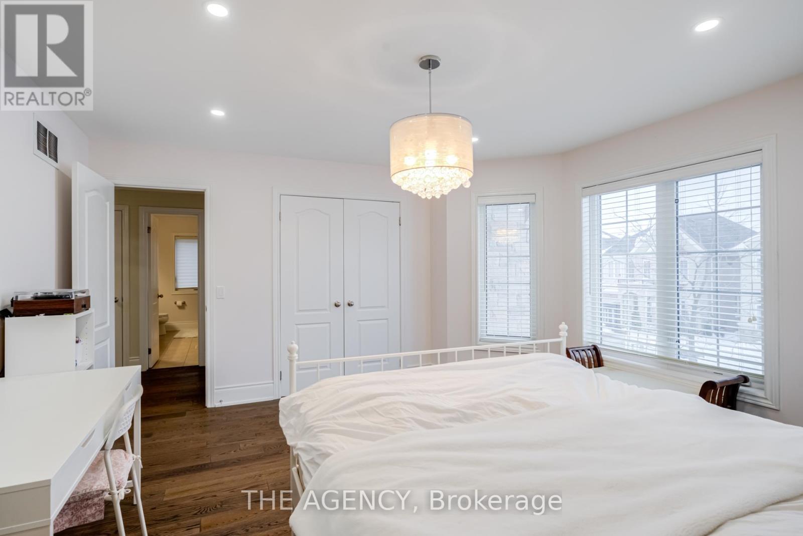 3109 Larry Crescent, Oakville, Ontario  L6M 0S8 - Photo 27 - W12781650