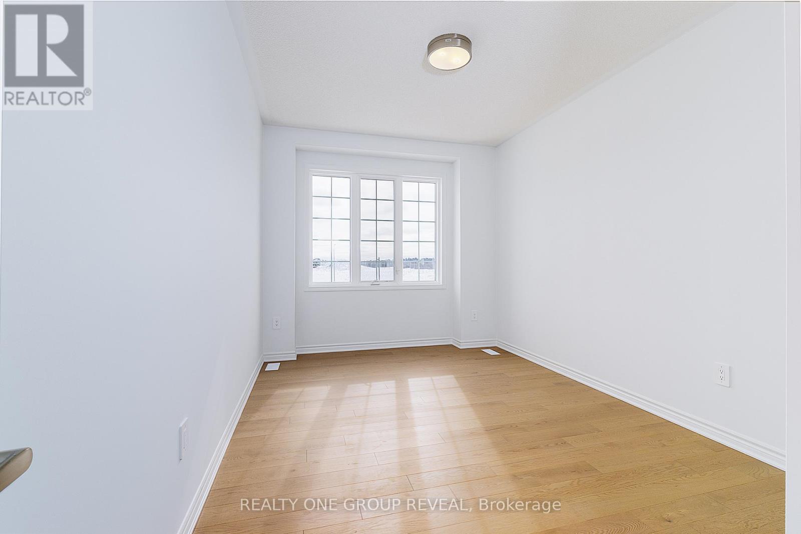 54 Jade Blossom Avenue, Markham, Ontario  L6C 3P7 - Photo 18 - N12787336