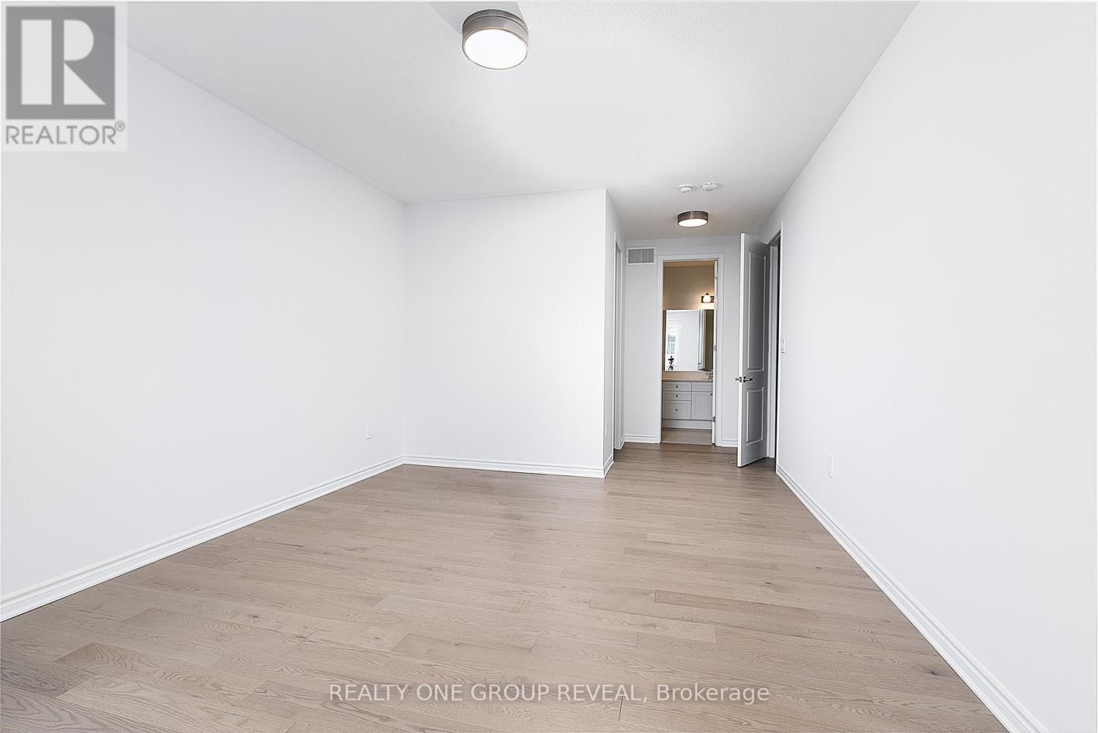 54 Jade Blossom Avenue, Markham, Ontario  L6C 3P7 - Photo 24 - N12787336