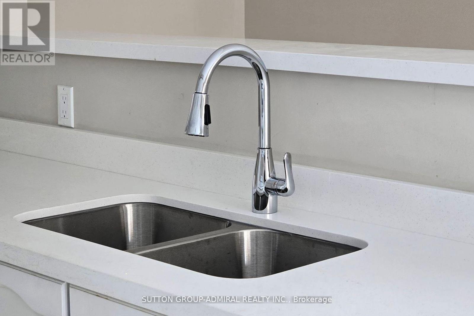 32 Kelso Crescent, Vaughan, Ontario  L6A 2C7 - Photo 10 - N12787412