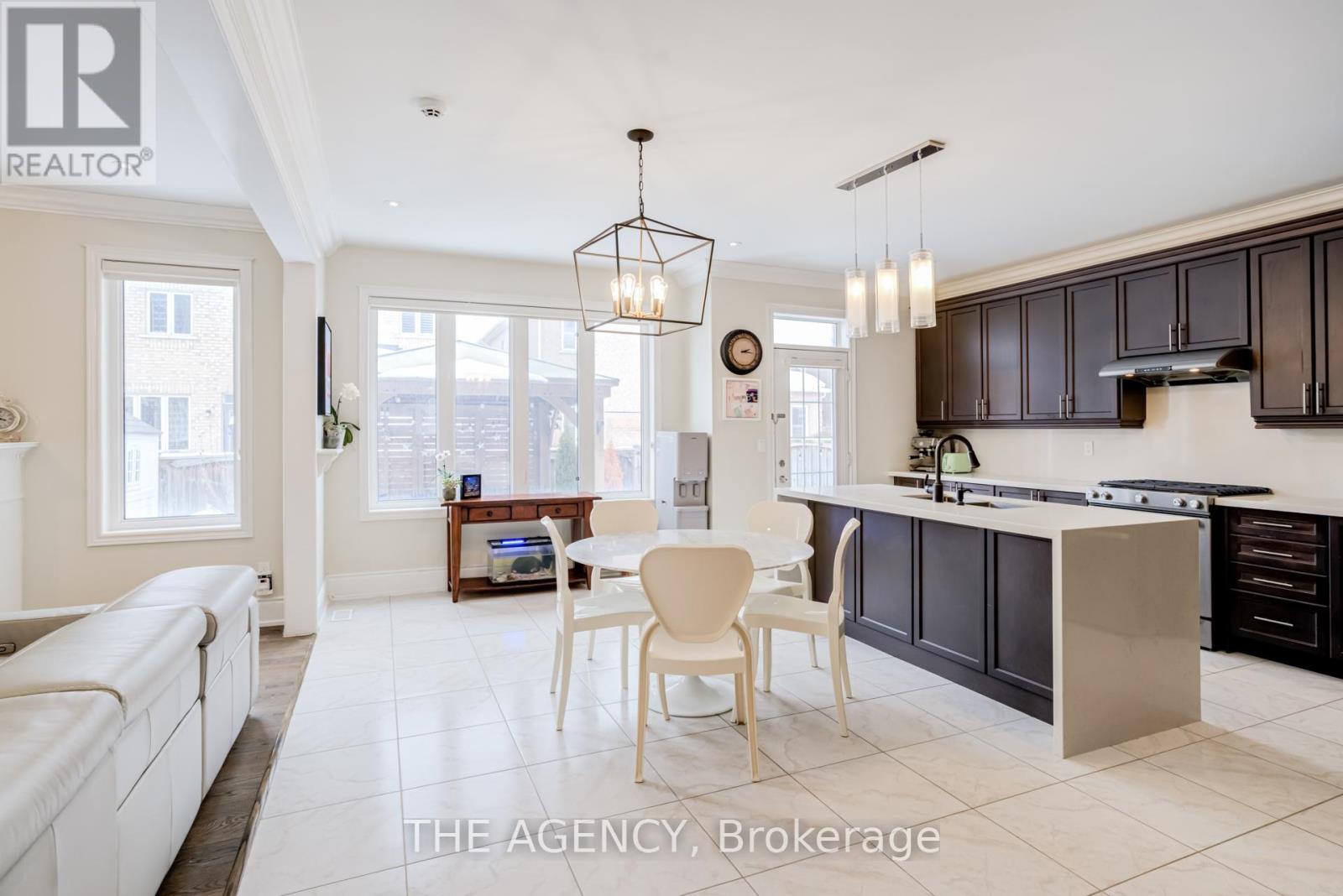 3109 Larry Crescent, Oakville, Ontario  L6M 0S8 - Photo 6 - W12781650